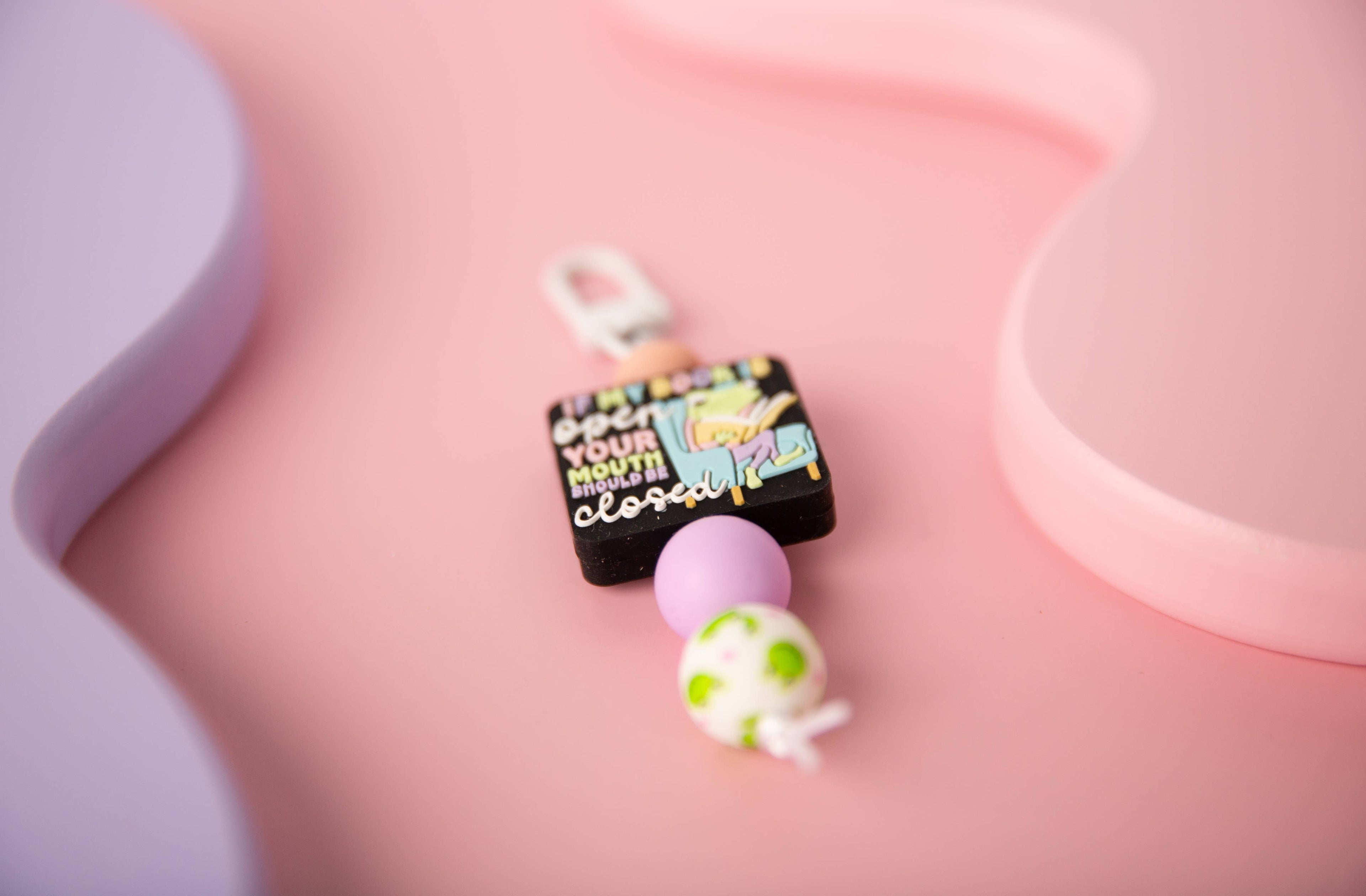 Mouth Closed Kindle Charm